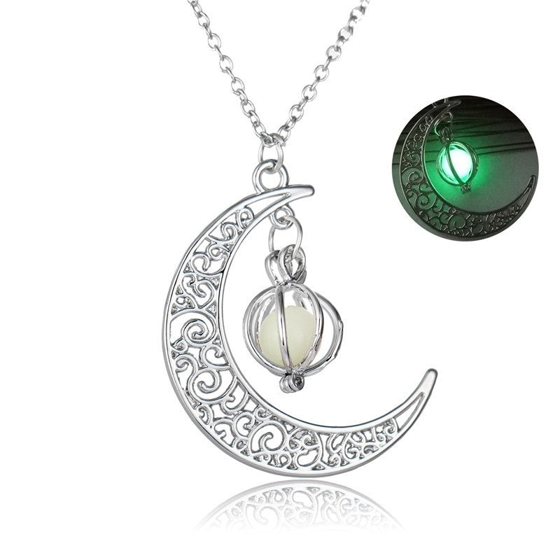 Creative Moon Necklace